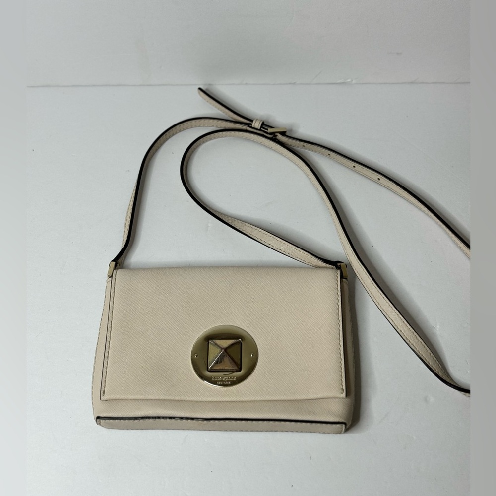 Kate Spade Newbury Lane Sally Small Crossbody In Cream